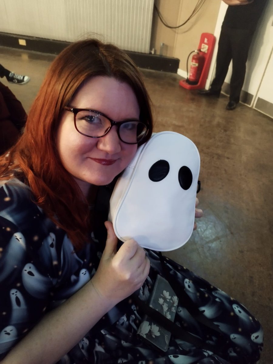 At Uncanny Live!  Front row seats. I brought a ghost with me too.. #UncannyCommunity #BloodyHellKen @danny_robins @Bafflegabble