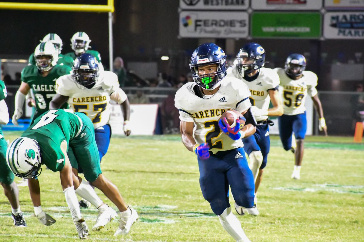 Cashmire Batiste SR/RB
172 Carries 1,346 yards 22 touchdowns 

20 catches 522 yards 8 touchdowns

1,868 total all purpose yards &amp; 30 total touchdowns 
Through 10 Regular season games!