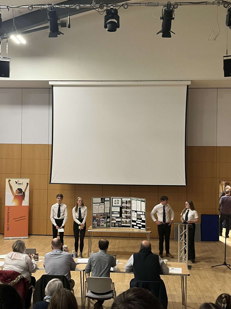 ReconnectFA (@reconnectfa) on Twitter photo A wee snapshot of our pitch at Dragons Den yesterday - we successfully earned £80 from the Dragons! A wee snapshot of our pitch at Dragons Den yesterday - we successfully earned £80 from the Dragons!