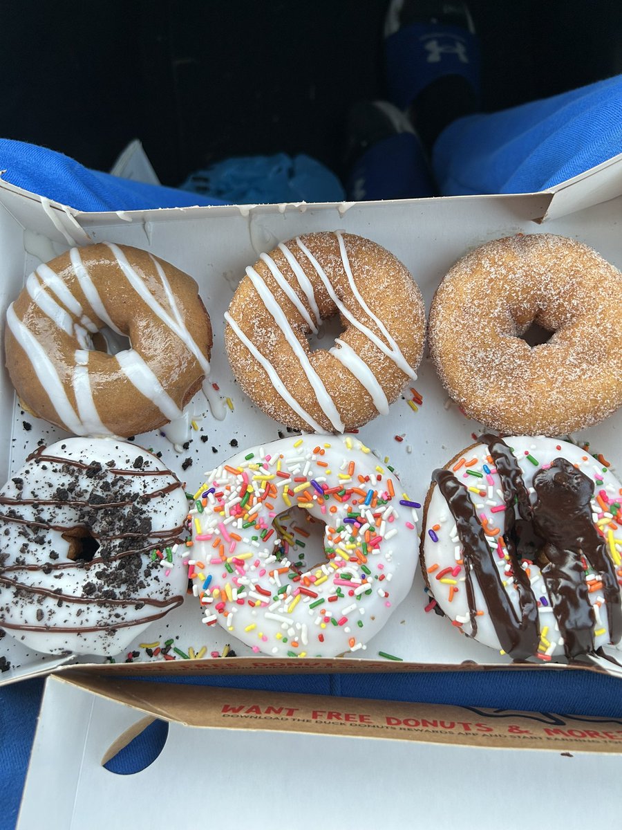 Duck donuts is so gas