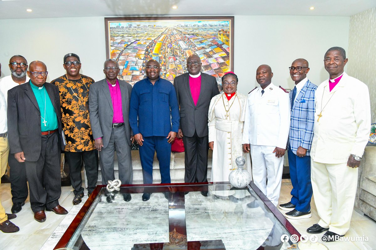MBawumia's tweet photo. Today, two separate groups of clergymen from the Ashanti region and Anglican Diocese of Accra respectively visited me at home and the Jubilee House to congratulate me as the flagbearer of the @NPP_GH. 

I truly appreciate this gesture, and this will further deepen my longstanding close relationship with the church and deepen religious tolerance in Ghana.