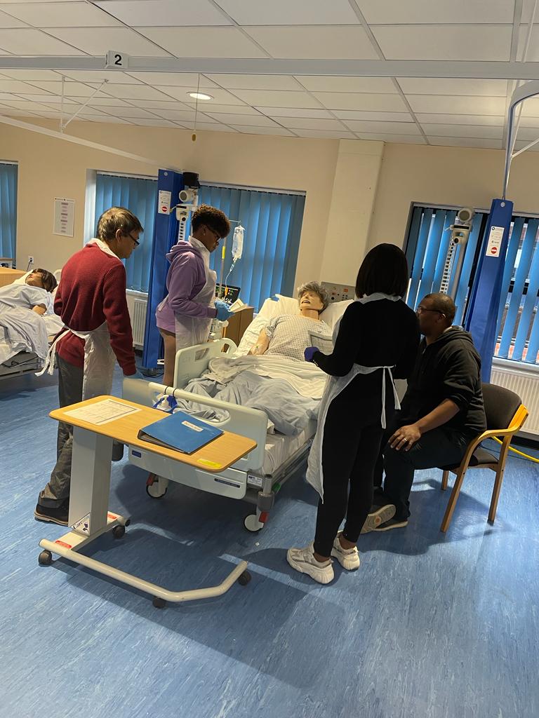 Well done to the Med Ed Fellows @BHRUTMedEd for another great day of SUMS <a href="/CarolineCurtin7/">Caroline Curtin</a> <a href="/louisehead18/">Louise Head 💙</a> <a href="/SilkeWasch/">Silke Wasch</a>