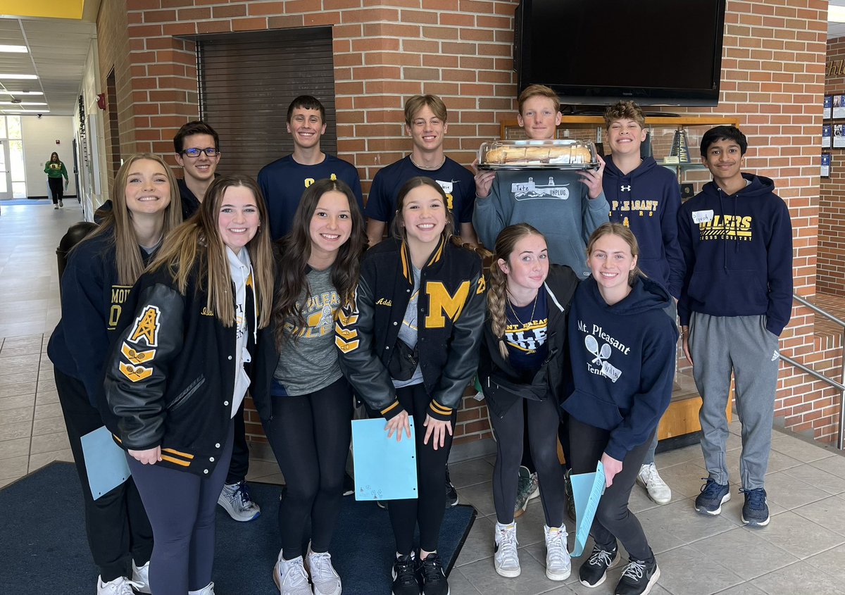 Mt. Pleasant Athletics thanks these Mt. Pleasant student-athletes, who took time on their day off of school to represent MP at the SVL leadership summit. Leadership has no days off!!