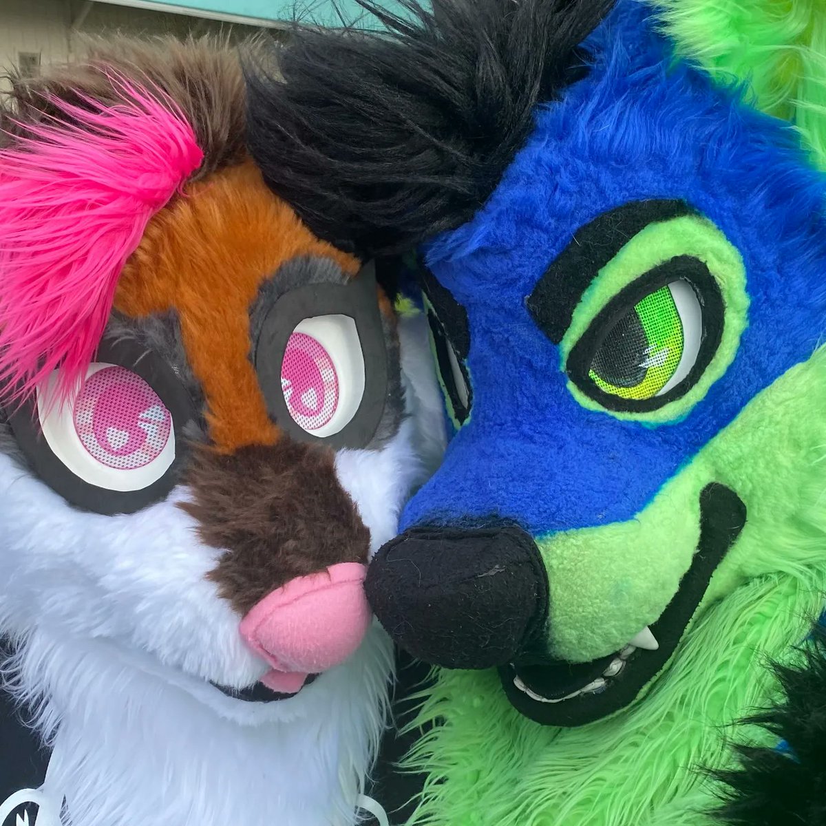 Hope everyone is having a good week! Missing the weekend, my bf &amp; friends already ☀️💕