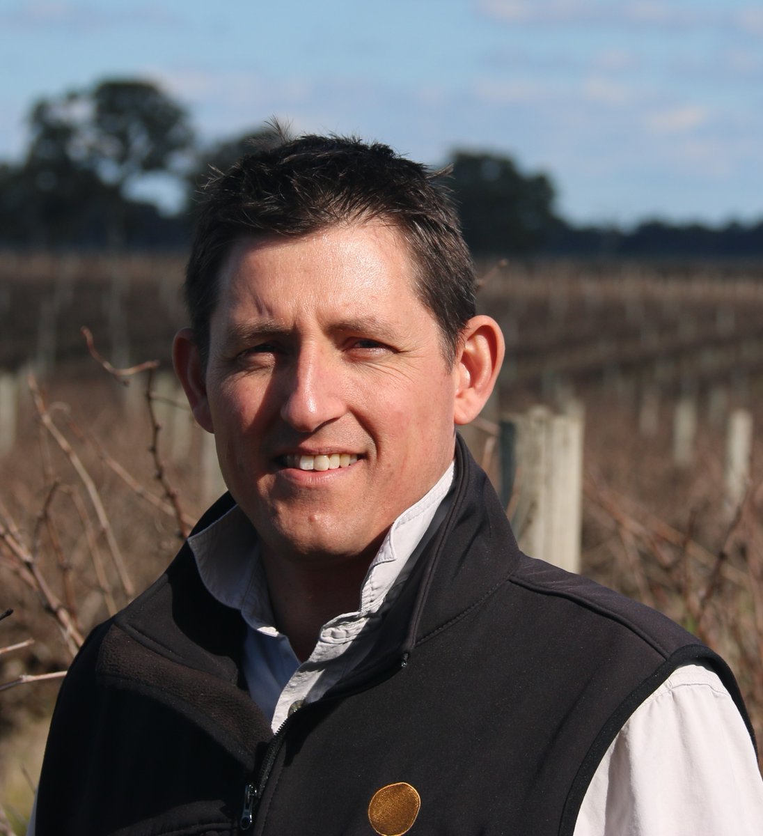 nuffieldaust's tweet image. NEW NUFFIELD REPORT!
2021 scholar Hans Loder says #farmers will one day use wearable #agtech for #data feeds, including AI-generated management recommendations on land and real time. Thanks @wineaustralia for supporting this scholarship nuffield.com.au/post/here-come… #ausag #nuffieldag