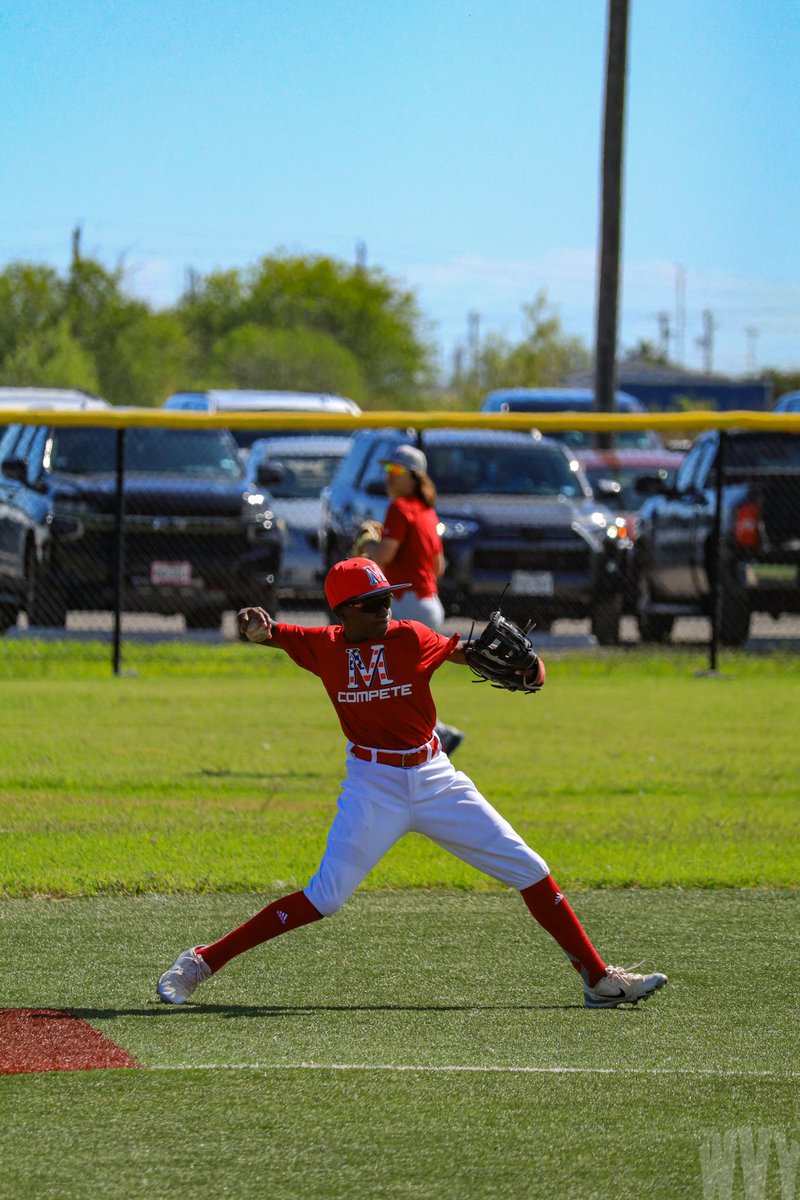 Ant_McCollough's tweet image. Weekend tourney reps for VMHS. @123VetsBaseball @BanditoBaseball 
#UtilityPlayer