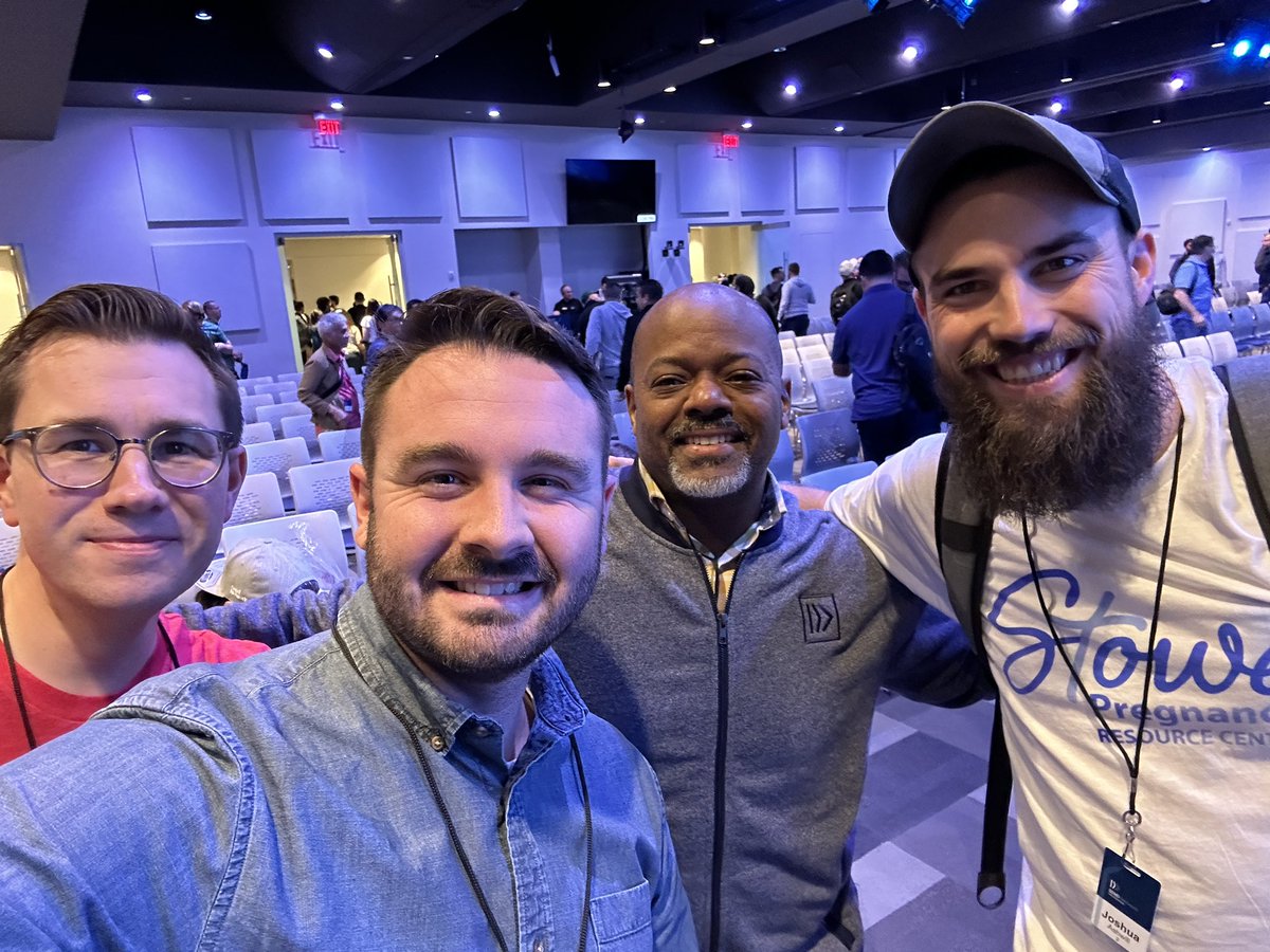 Jordan Kosinski (@jordan_kosinski) on Twitter photo A couple of <a href="/SendColumbus/">Send Columbus</a> brothers chillin’ at <a href="/sendnetwork/">Send Network</a> orientation.
#wearesendnetwork A couple of <a href="/SendColumbus/">Send Columbus</a> brothers chillin’ at <a href="/sendnetwork/">Send Network</a> orientation.
#wearesendnetwork