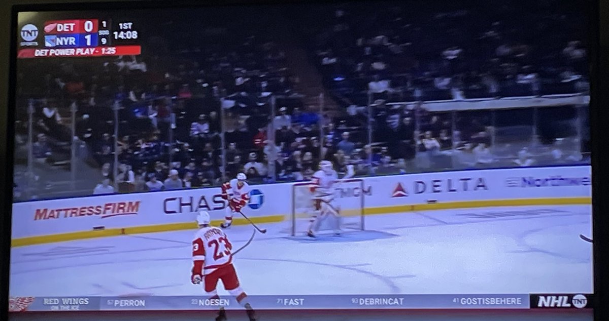 jarvybradly's tweet photo. when did stef noesen and jesper fast become redwings https://t.co/8jWOF8eOG9