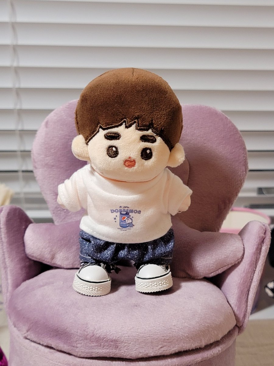 이모 옷과 신발을 주셔서 고마워요❤️
@Doment_12 #doment #뚜꼬마 #경수인형 #디오인형 #KyungsooDoll #DODoll #EXODoll #엑소인형