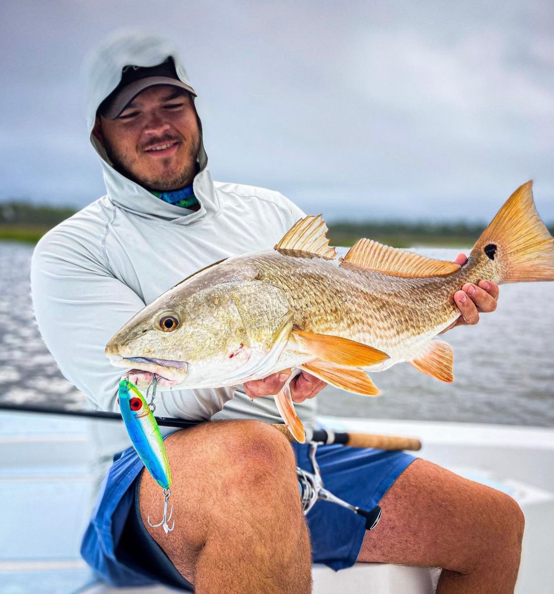 💥 FSF Catch of the Week! 💥 Gorgeous #redfish caught by @old_city_sportsman. 
⁠
⁠⁠Anglers, send us your fishing photos/videos via DM on IG or FB for a chance to be featured on our page EVERY WEEK!⁠

#redfishing #floridafishing #fishflorida #gamefishing #trophyfishing