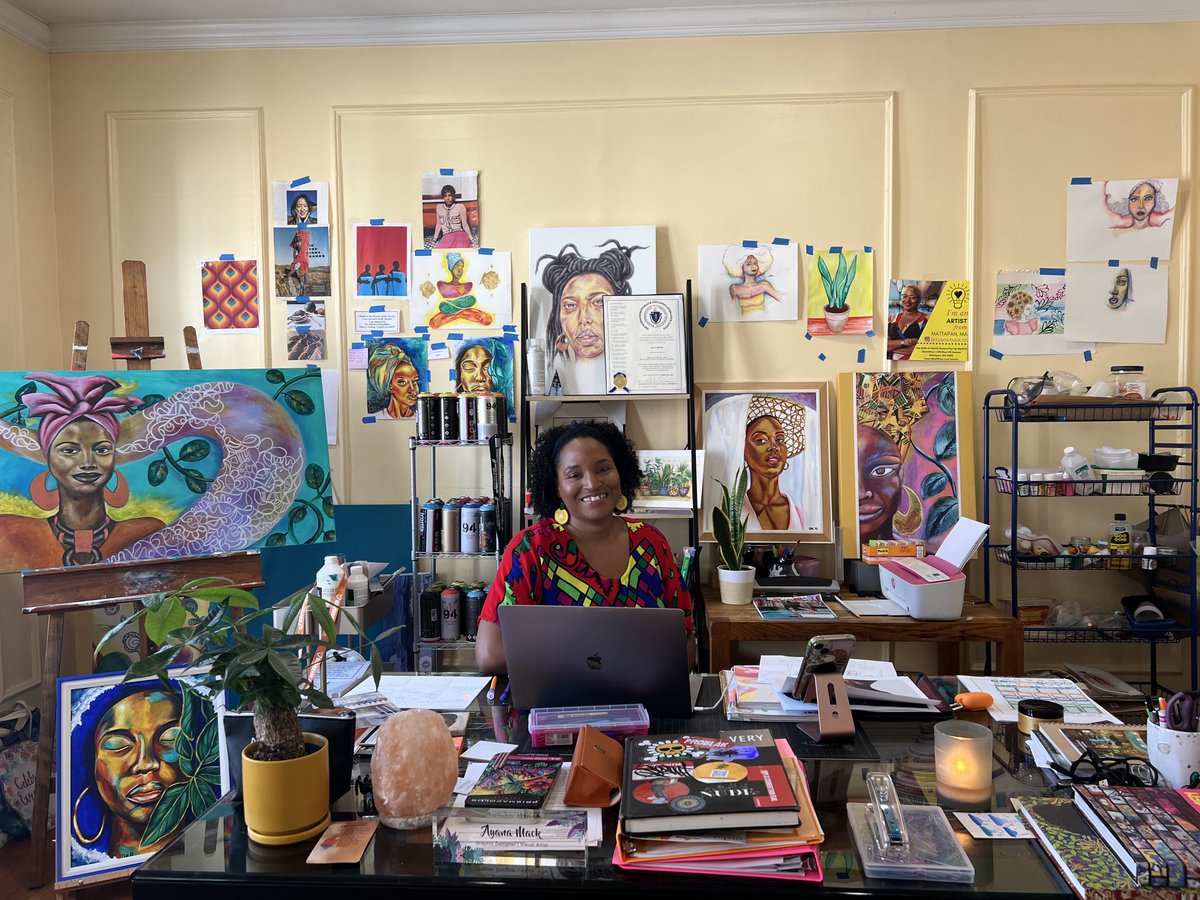 My partner <a href="/MaddieKhaw/">Maddie Khaw</a> and I worked on a community organizer profile print and visual story for our Urban Affairs Reporting class. We featured visual artist <a href="/A_MackDesign/">Ayana Mack</a>. This story can be viewed through this link: word.emerson.edu/urbanaffairs/h….