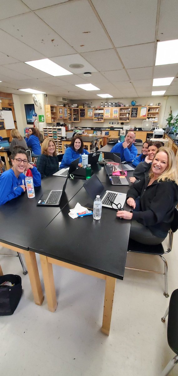 Monica Martin tweet media