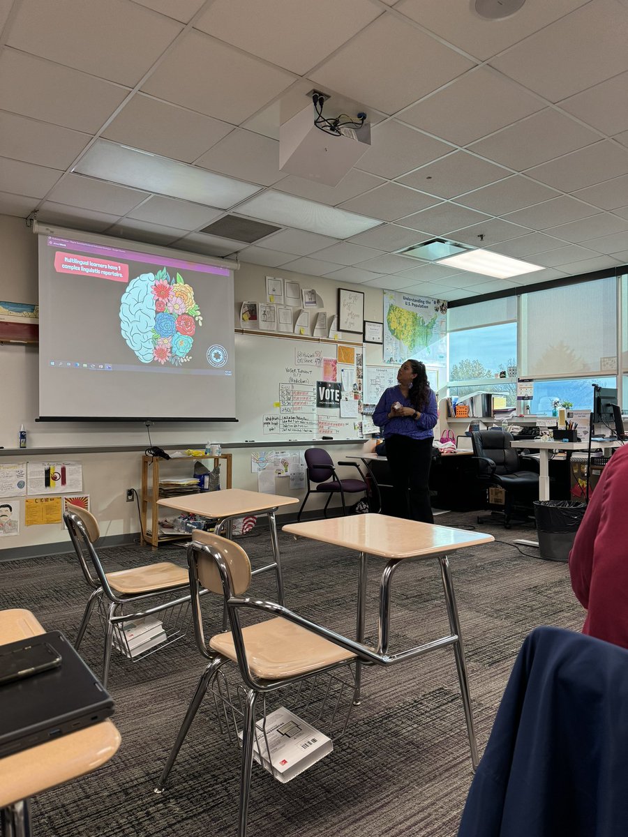 dmurff5's tweet photo. Staff members participated in professional learning sessions led by @carlota_holder during #WayneLearns! These sessions focused on Sheltered Instructional Strategies to ensure access for our Multilingual Learners. https://t.co/pYWLELkDd6