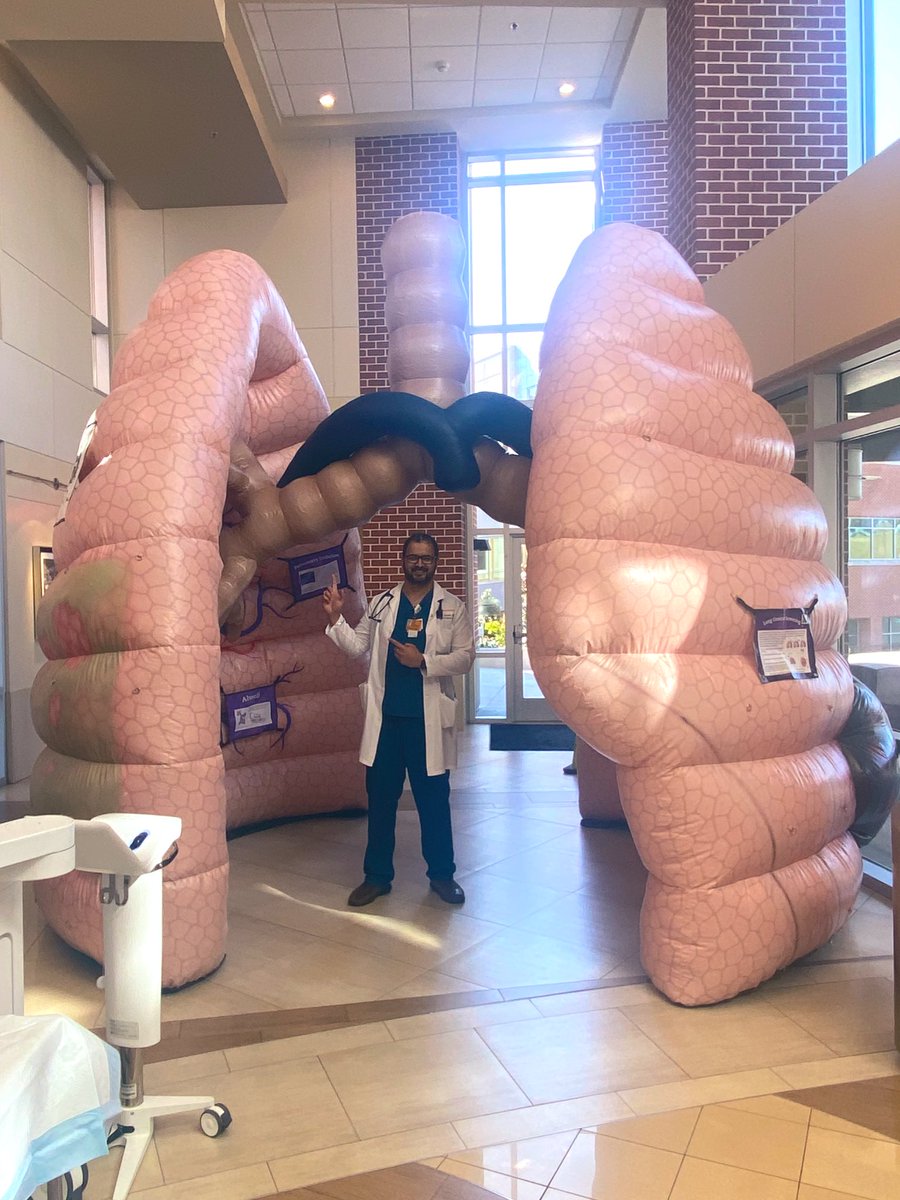 EnamJosan's tweet photo. When you are literally in the lungs. 

#LungCancerAwareness @utmedicalcenter 

@PannuJasleen @seeweilow @ahalraiyes @SKAvasarala @DR_MOHANADSALEH https://t.co/MxKXGHvC0G