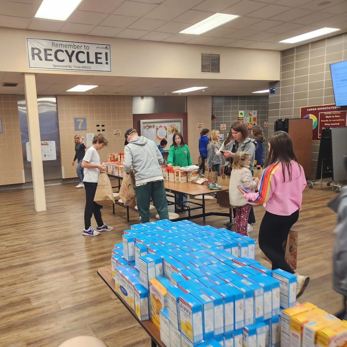 Deer Path Middle School tweet media