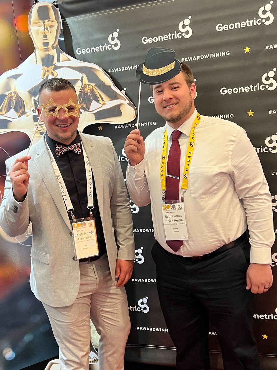 Geonetric's tweet image. Tip: Stop by Booth #52 to snap a photo &amp;amp; get $20 to Amazon! #PhotoBoothFun