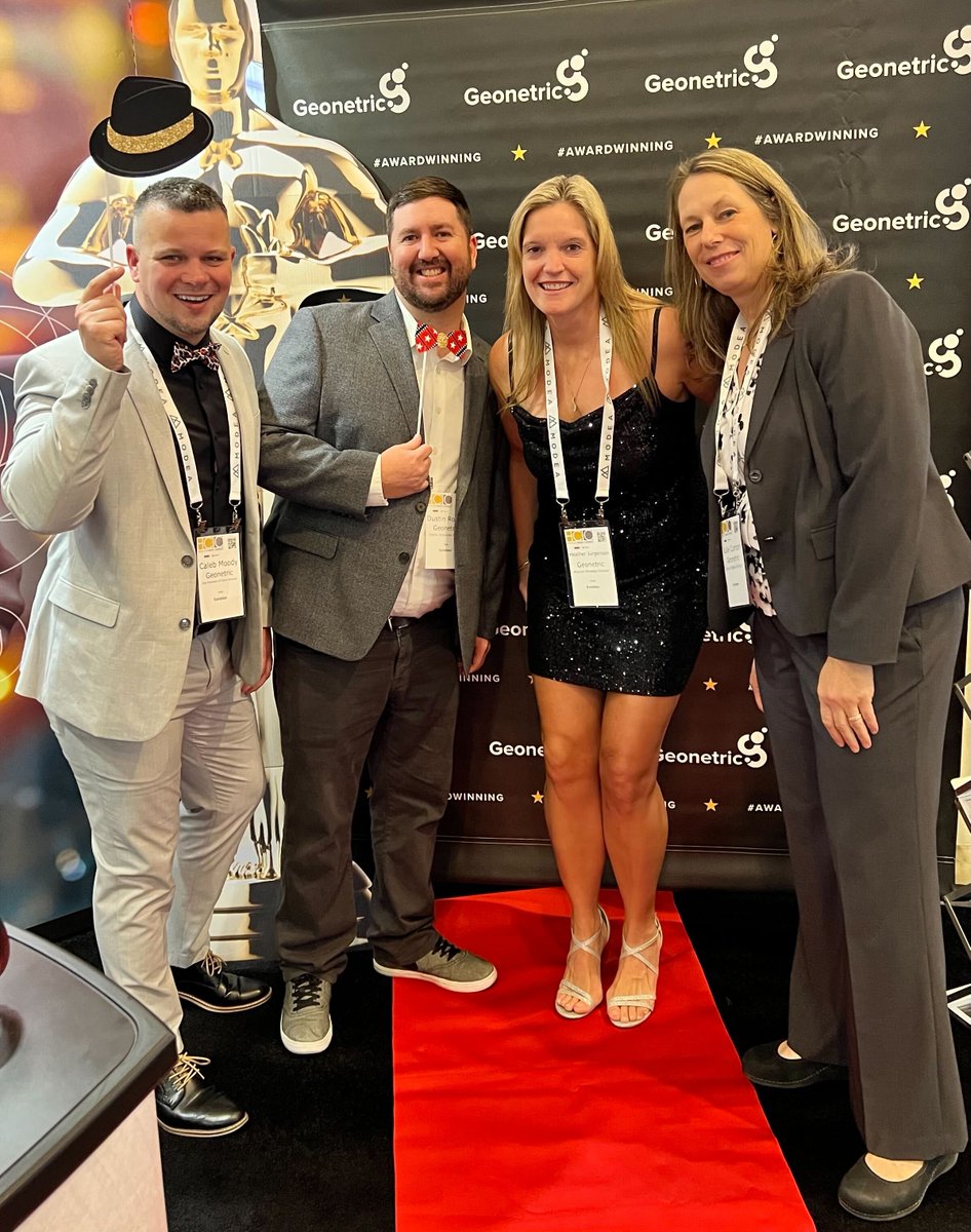 Geonetric's tweet image. Tip: Stop by Booth #52 to snap a photo &amp;amp; get $20 to Amazon! #PhotoBoothFun