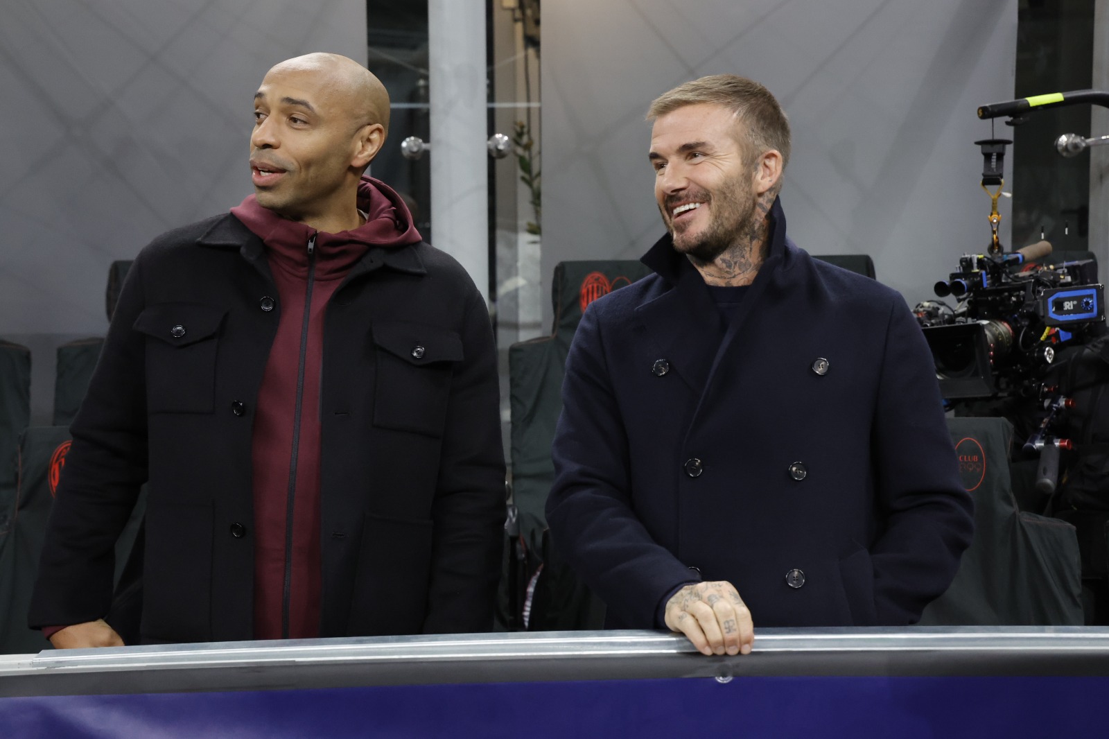 Paris Saint-Germain on X: "Os ex-parisienses 𝐃𝐚𝐯𝐢𝐝 𝐁𝐞𝐜𝐤𝐡𝐚𝐦, 𝐌𝐚𝐫𝐜𝐨 𝐕𝐞𝐫𝐫𝐚𝐭𝐭𝐢 e 𝐏𝐞 𝐝𝐫𝐨 𝐌𝐢𝐠𝐮𝐞𝐥 𝐏𝐚𝐮𝐥𝐞𝐭𝐚 e o técnico do Bleuets 𝐓𝐡𝐢𝐞𝐫𝐫𝐲 𝐇𝐞𝐧𝐫𝐲 compareceram ao duelo! #UCL I #ACMPSG https://t.co/AhCJzVha8S ...