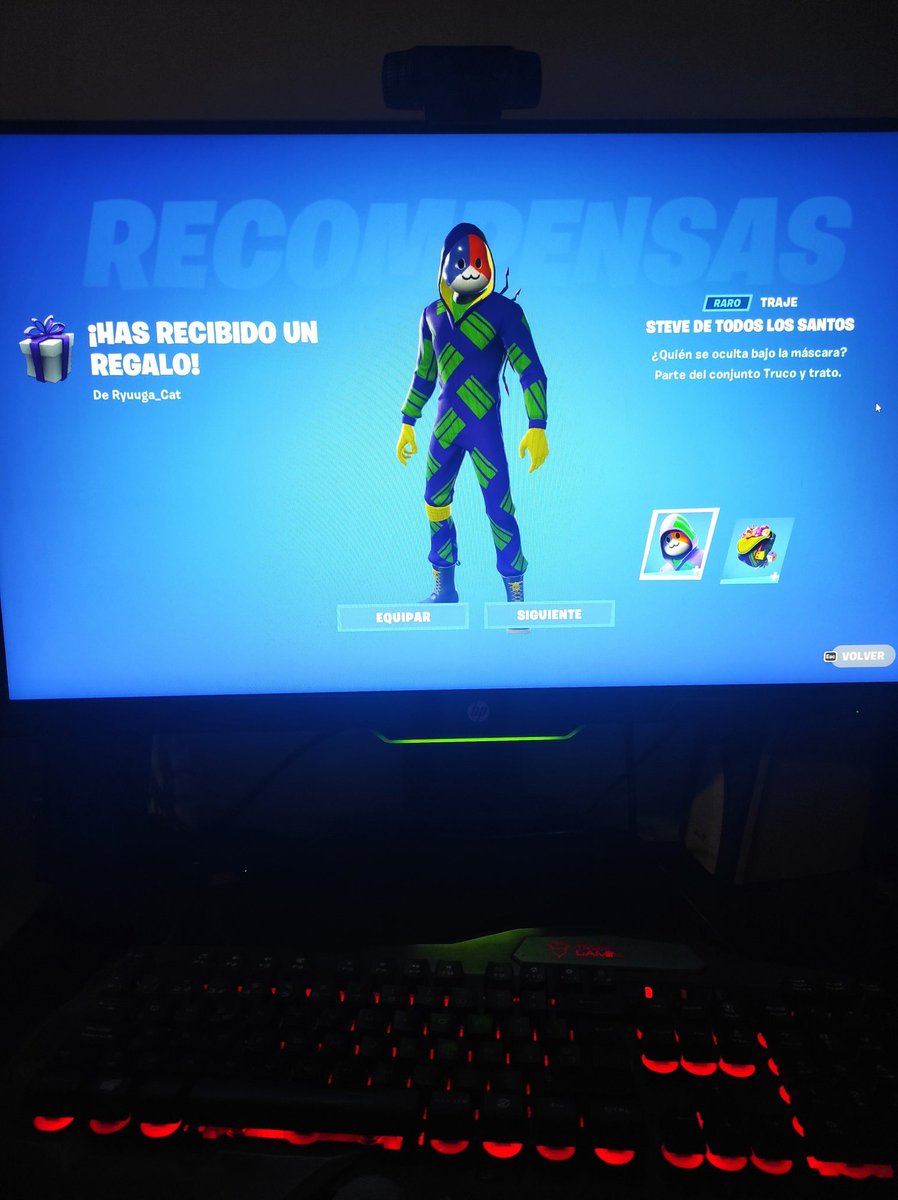 Tremendo admin <a href="/ryuga_cat/">cat</a> 😎 Muchísimas gracias por el regalo 😱 y chavales no olvidéis CÓDIGO: Gears27K en la Tienda de FN 😎