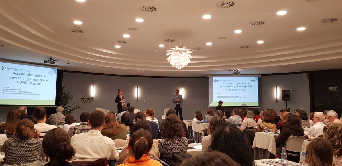 Jornadas APDAY Coruña 2023. Mesa de infecciosas compartida por José M Molero y nuestra Jefa  del SAP Virgen Peregrina Coro Sánchez.