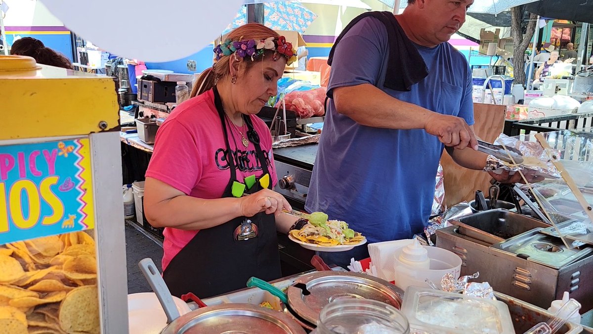RideRedSA's tweet photo. Our stop at @MarketSquareSA is so much fun!  Great places to shop, dine, and explore.  You can spend an entire afternoon there.  Our riders love it!  

https://t.co/kc8MOKaQ3Z

#WeShowYouSanAntonio #Vacation #VisitSanAntonio #RideRedSA #SanAntonio #Travel #WeShowYouTheWorld https://t.co/u0Ef8ZcVe9