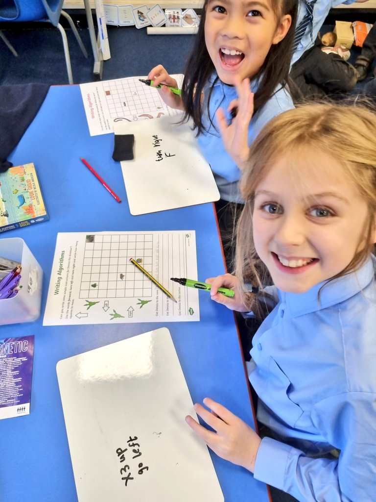 OLSMtweeters's tweet image. Dosbarth Tri joined in with Bupa Coding Day, exploring healthy lunches.
Who knew algorithms could be so fun!!!
#algorithm #coding #BupaCodingDay #EAS_Digital