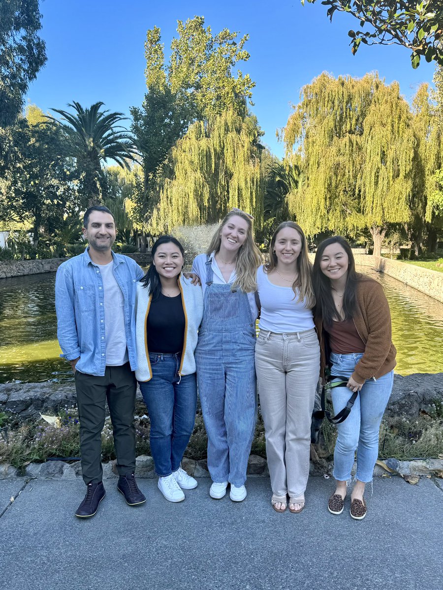 Some of our CA based alums got together recently and shared this photo with us, stating “See! We do actually like each other! We don’t just say it for the interviews!” ❤️ #otolaryngology #residency #alums #friends