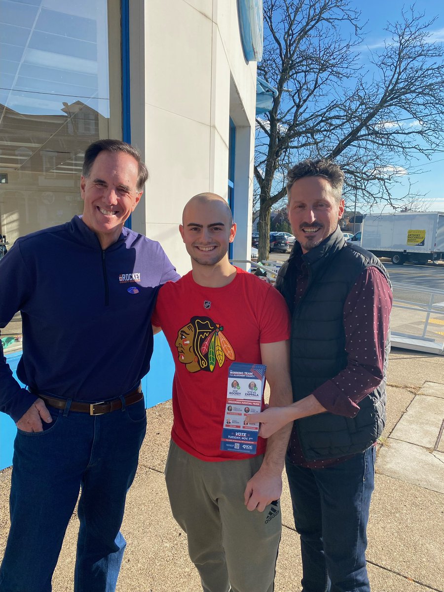 Soaking up the sunshine with voters in Bloomfield! We only have 4 HOURS until the polls close.

Let’s finish out strong and #VoteRockey.