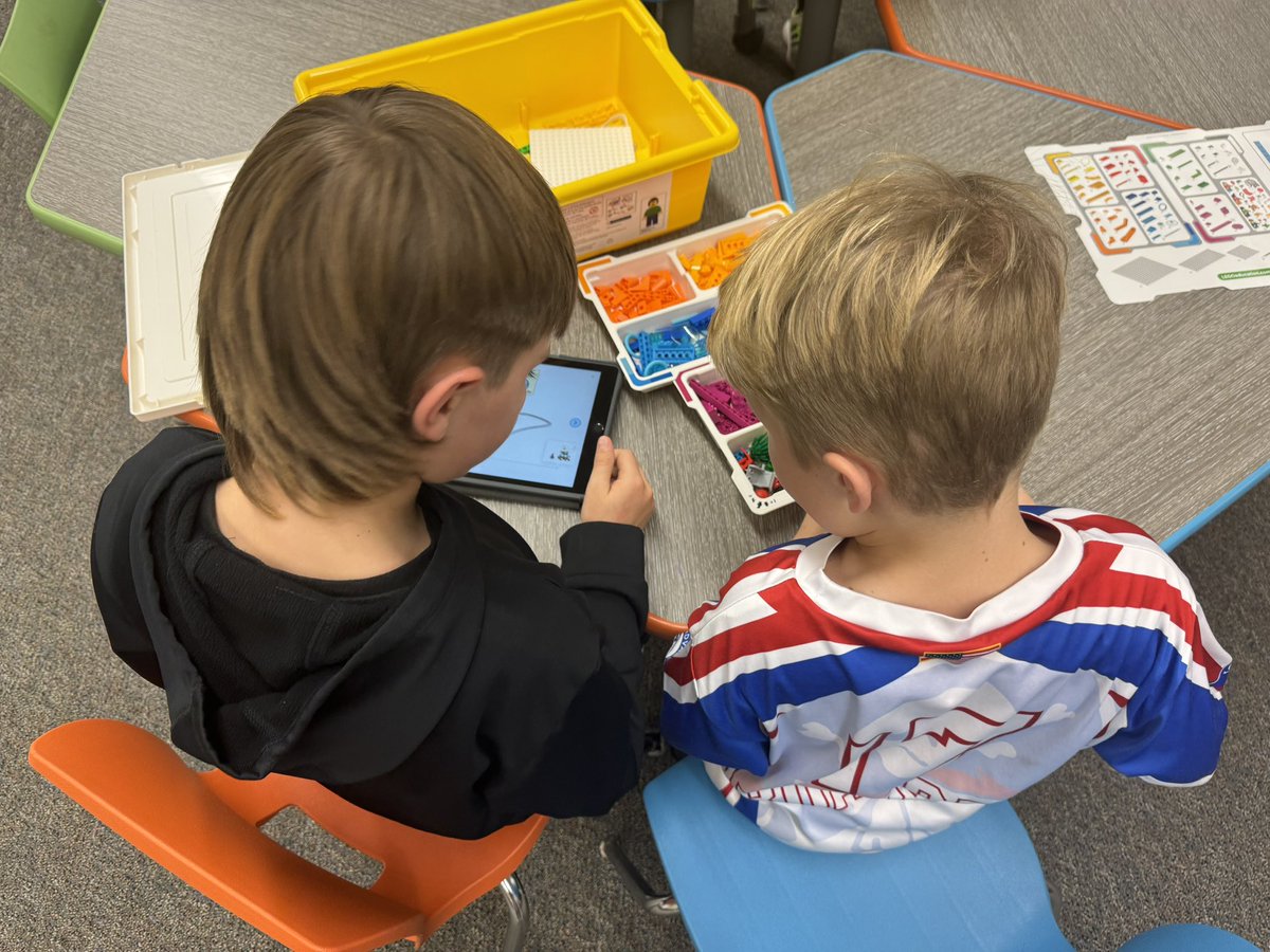 FCSDSPARKLab's tweet photo. STEAM Club at @BrooksHill_FCSD. Building with @LEGO_Education Spike lots and exploring quirky creations! #FutureReady https://t.co/p4TUAzoSKi