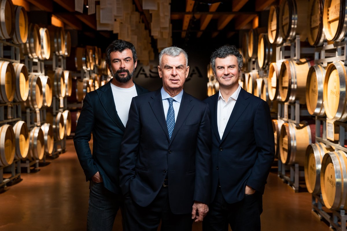 Colangelo & Partners (@colangelopr) on Twitter photo We're thrilled to announce that <a href="/PasquaWinery/">Pasqua Wines</a> has been awarded the prestigious title of 'Innovator of the Year' by @wineenthusiast magazine, making history as the first Italian winery to receive the prestigious Wine Star Award 🇮🇹. We're thrilled to announce that <a href="/PasquaWinery/">Pasqua Wines</a> has been awarded the prestigious title of 'Innovator of the Year' by @wineenthusiast magazine, making history as the first Italian winery to receive the prestigious Wine Star Award 🇮🇹.