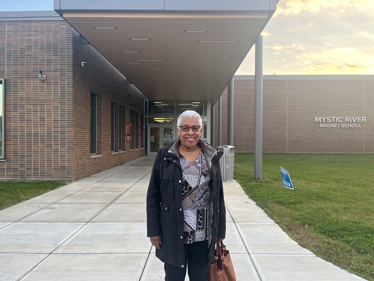 KimberlyDrelich's tweet photo. “It’s important to make sure we vote for the people who would be best to run our community,” said Groton voter Joyce Wallace outside Mystic River Magnet School. #CTElection https://t.co/ImbE1YKyQ6