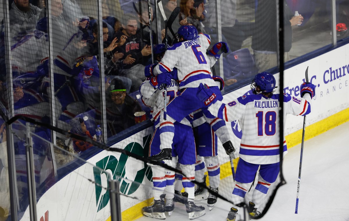 RiverHawkHockey tweet picture