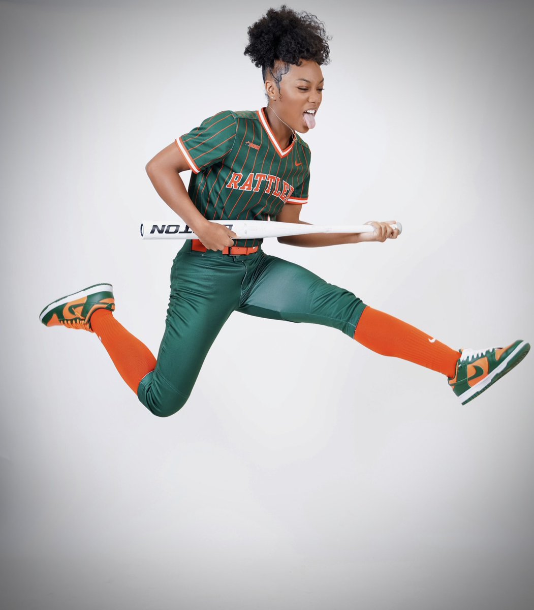 BraxtynBattle24's tweet photo. I’m home!! 🐍🧡🌟 @atlviperscolvin @ExtraInningSB @FAMU_Softball @thevipernation @GraysonSoftball @spatte1108 https://t.co/ZH9NCJtL2l