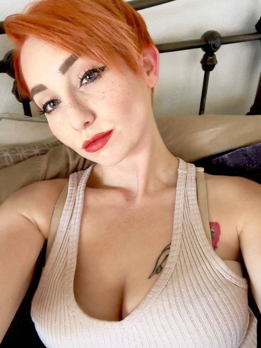 Look who&rsquo;s now a ginger❤️ https://t.co/6MDfEzL8yn