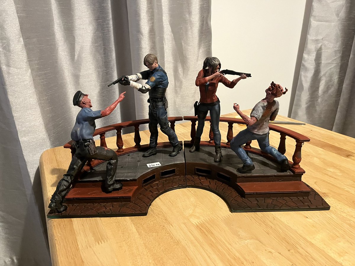 Got this amazing piece at <a href="/IREGamingMarket/">IrishGamingMarket</a> seriously was such a good event, thank you <a href="/Maroxide/">ᗰ卂гㄖxเ∂ε</a> and <a href="/LittleMarMan/">LittleMarMan 🇮🇪</a> for an amazing time.