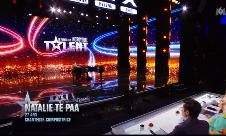 fabien_fichaux's tweet photo. Prestation de Natalie Te Paa #LFAUIT https://t.co/1XbfgUMvrR