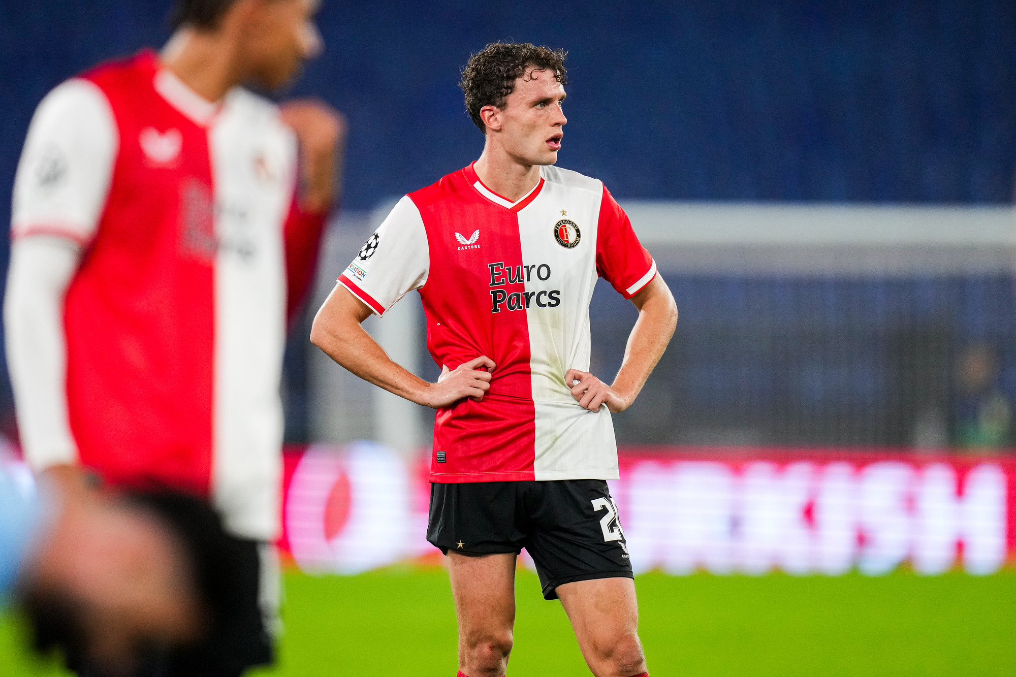 @Feyenoord. Twitter oficial.