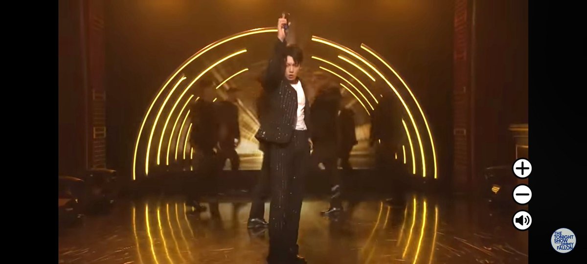 I've never seen Jungkook as confident and happy, and it relefects on his performance because HOLY I've never seen him perform like he just did. #JungKookOnFallon