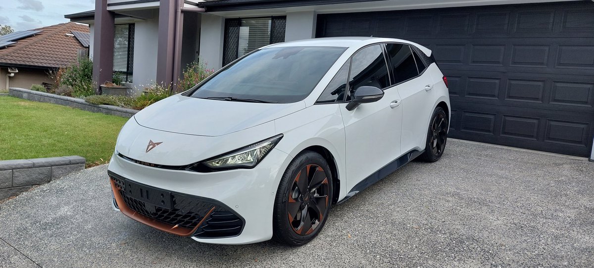 CFingerpaint's tweet photo. So I got myself an EV.  It's a little bit awesome. https://t.co/qJdYatUWKW