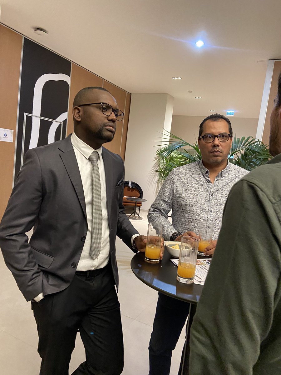 MendantDiallo's tweet photo. À l’hôtel Mercure de La Rochelle pour la conférence sur les enjeux du numérique pour les entreprises. Répondant à l’invitation du @Groupe_Factoria, c’était aussi l’occasion de découvrir les nouvelles solutions que nous propose notre partenaire.
#CoPreSi
#Surete
#Kibaro https://t.co/ZEoBmeUiYi