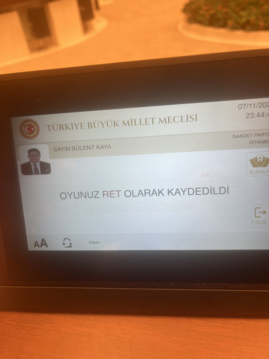 Kentin rantına göz diken rantsal dönüşüm yasasına red oyu verdik.