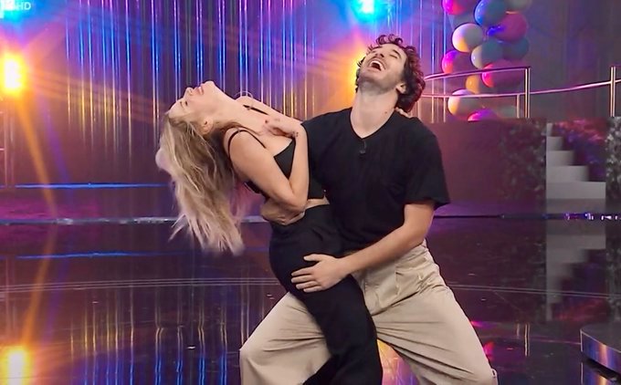 Da__NaNn's tweet image. Questa è la famosa presa &quot;Spolly ti presento Sally&quot; 

#Boomerissima @pierspollon #Spollondì