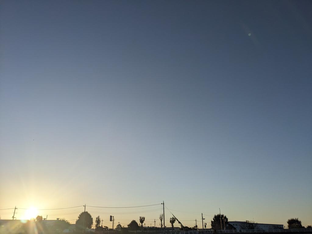 tuguppe's tweet photo. #いまそら
#イマソラ
#2019の空
#SECONDBIRTHDAY
おはよぉ(*´ω`*)ノ))
昨日は私の4回目のSECONDBIRTHDAYでした
大袈裟かと思われるかもですが、未だ私にとって大きな出来事で、よし!また元気でいよう!と思いを新たに歩くのです
さ、今日も元気で!! https://t.co/TUbGfT0pMn