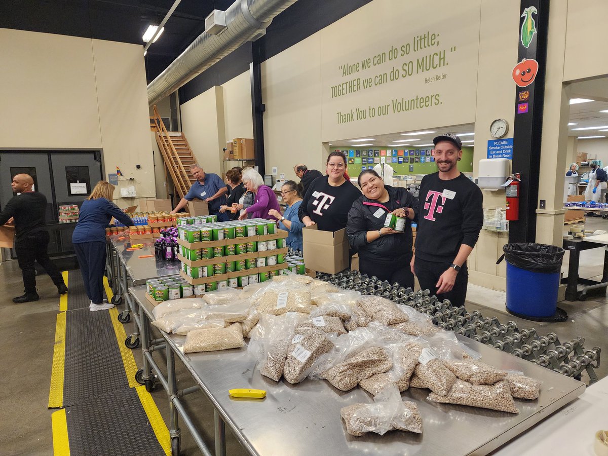 Omaha managers at the Omaha Food bank donating a little time packing meals! <a href="/LafonTerry/">Terry Lafon</a> <a href="/DaizyTMO/">Daizy</a> <a href="/s_arauj0/">Stephanie A</a> <a href="/SteveLessor/">Steve Lessor</a> <a href="/domjrcoleman/">Dom Coleman</a>