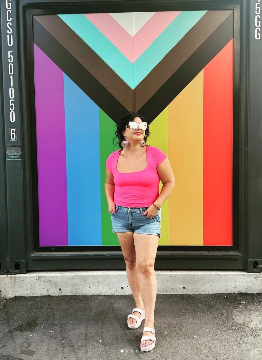 jambobooks's tweet image. Meet Candace Linklater, Visionary &amp;amp; Founder of RIW Co. Ililliew Cree. Glass ceiling breaker. Fearless advocate.

Website: relentlessindigenouswoman.ca 

#nativeamericanheritagemonth
#nativeamericanspotlight
#wearestillhere