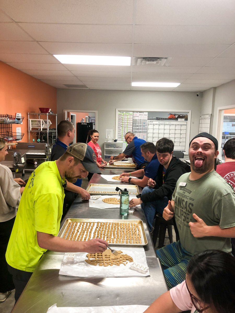 ICKCConnections's tweet photo. Today was a great day thanks to our incredible volunteers from ADT ๐๐ We loved having you in the kitchen, cutting our donated t-shirts, and having fun with our students. Thank you for being a part of our community!
#volunteerappreciation #thankyou #adtsecurity https://t.co/3HGUlTQEXB