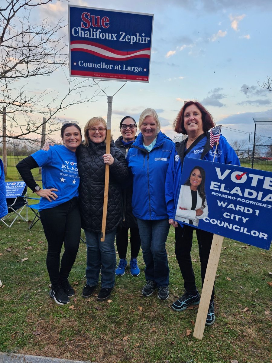 MassNurses's tweet image. So many great candidates on the ballot in Leominster today! #mapoli