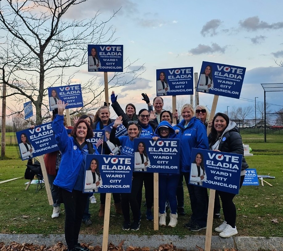 MassNurses's tweet image. So many great candidates on the ballot in Leominster today! #mapoli
