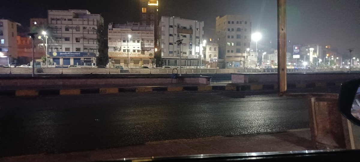 الحمدلله وصلت المكلا في الخور حجزت فندق ارتاح