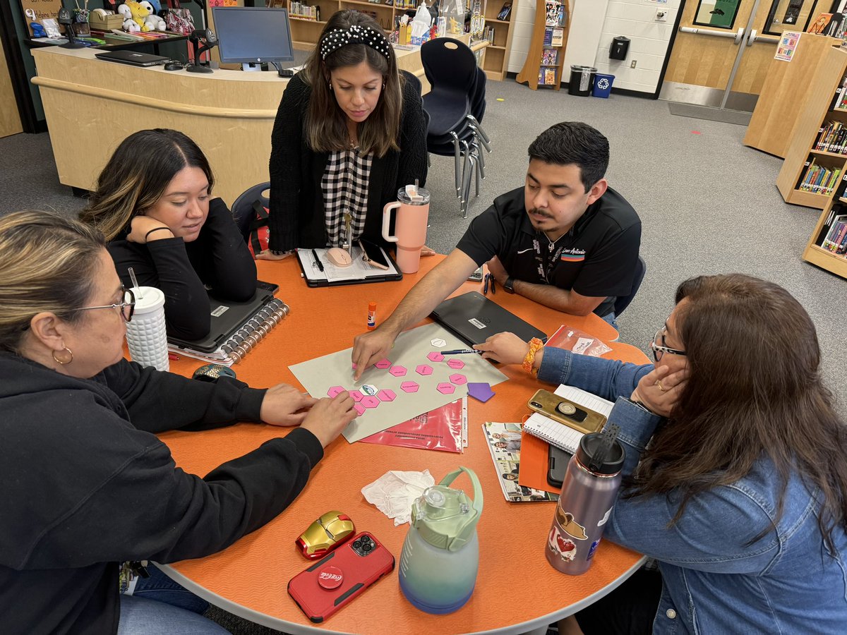 Candice Esquivel tweet media